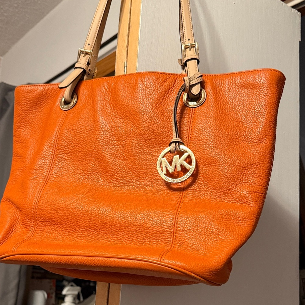 Michael Kors Vibrant Orange Tote   NEW